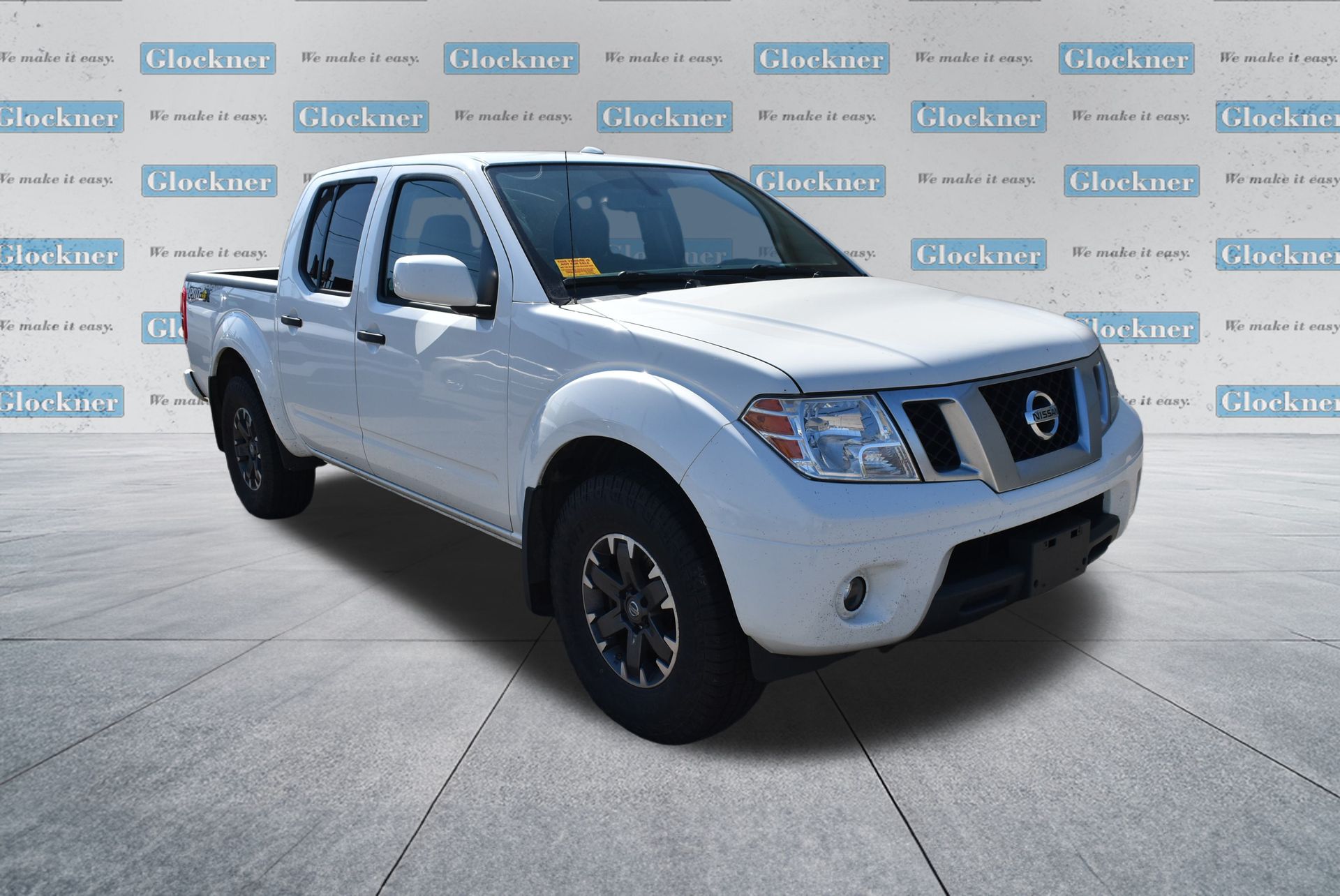 2018 Nissan Frontier PRO-4X photo 2
