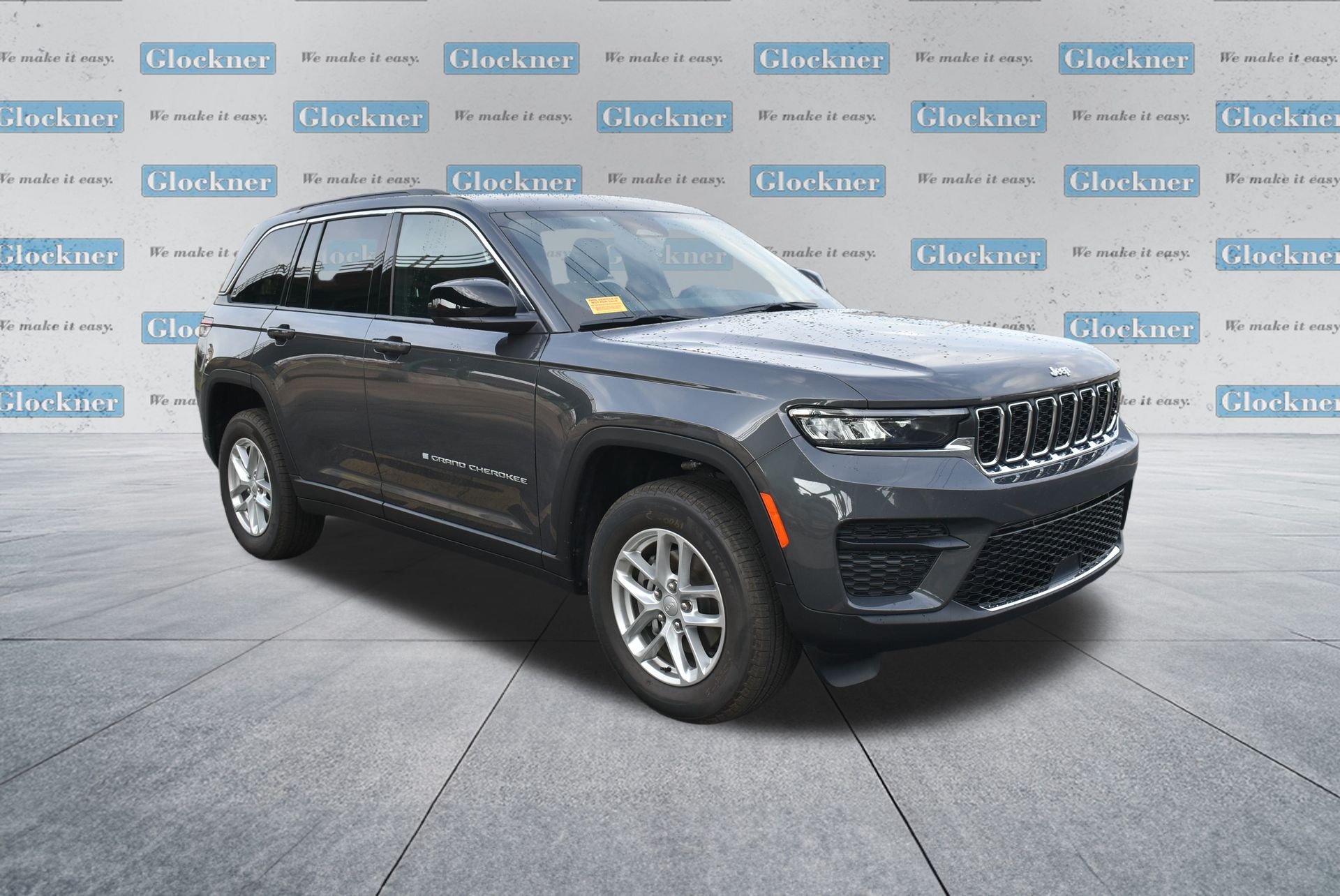 2025 Jeep Grand Cherokee Laredo X photo 3