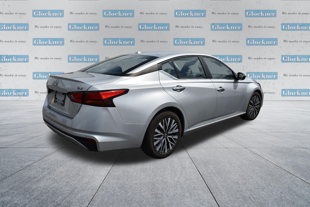 Used 2024 Nissan Altima 2.5 SV Sedan