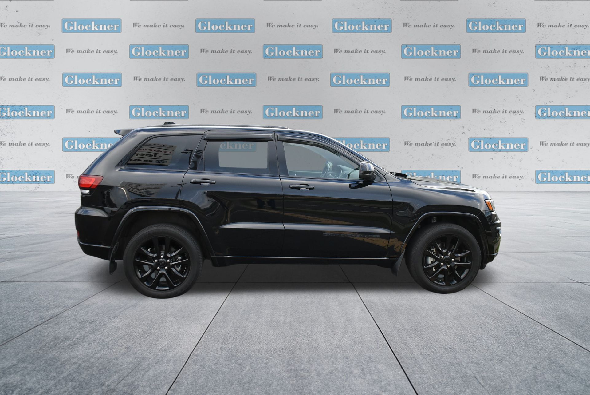 2021 Jeep Grand Cherokee Laredo X photo 2