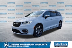 2026 Chrysler Pacifica PINNACLE AWD Passenger Van