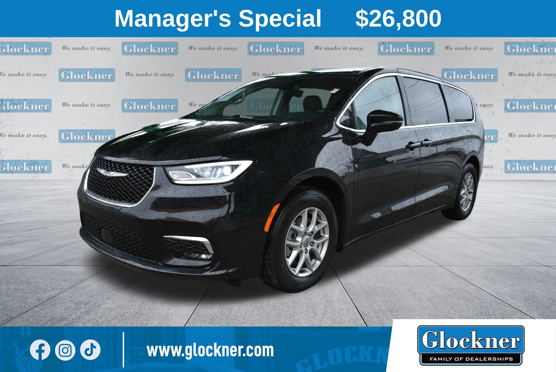 2024 Chrysler Pacifica Touring L's photo