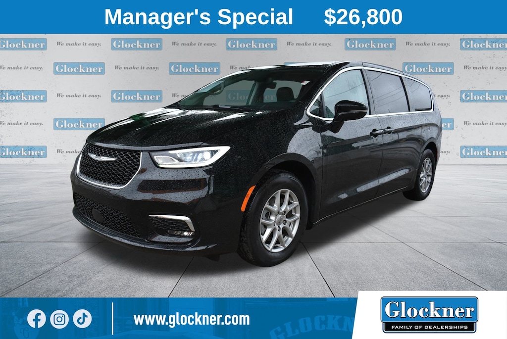 Used 2024 Chrysler Pacifica Touring L Minivan/Van