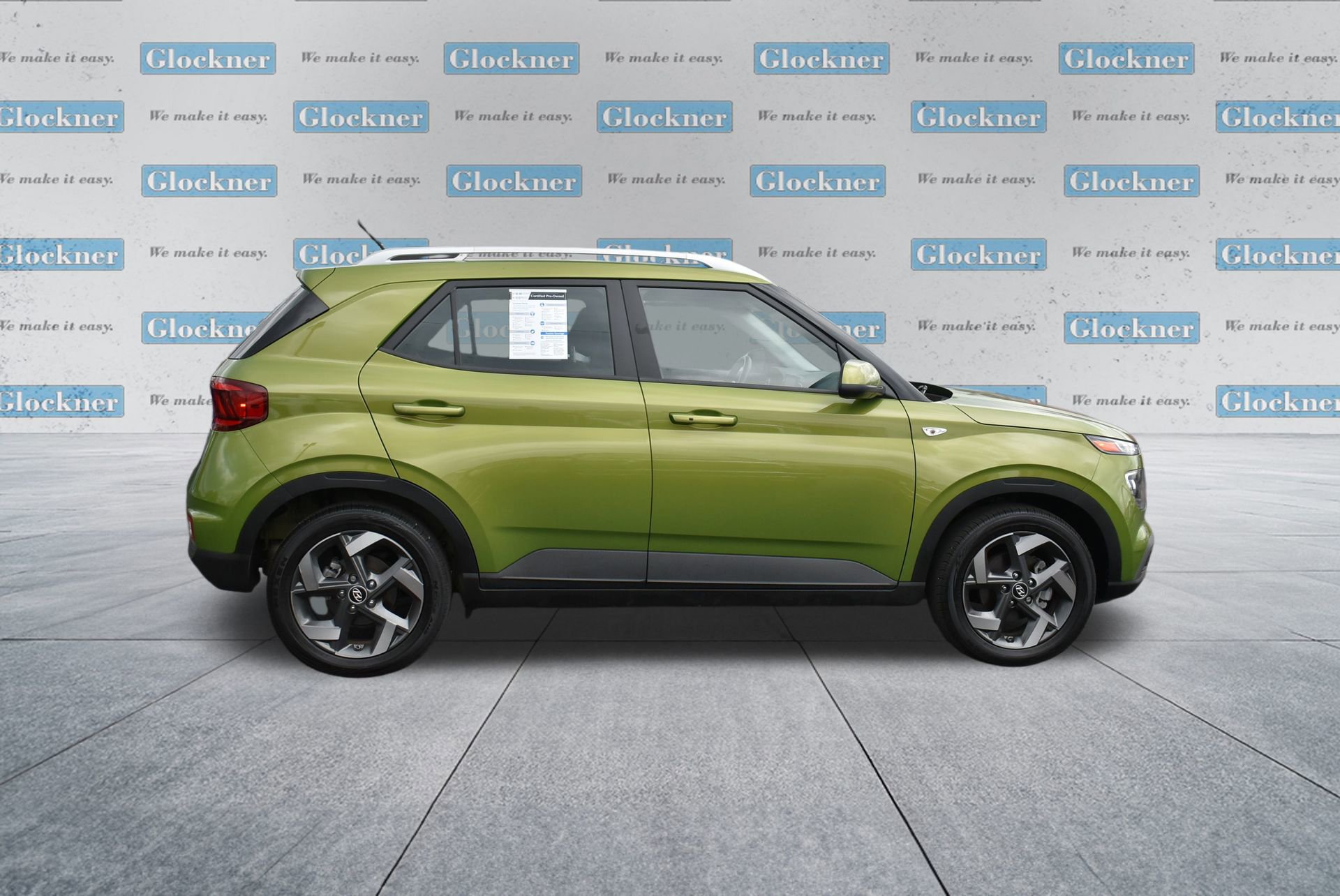 2024 Hyundai Venue SEL photo 4