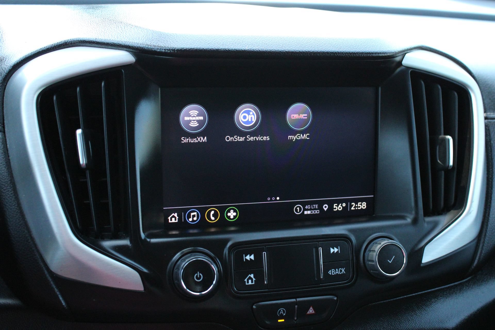 2024 GMC Terrain SLT - Photo 42