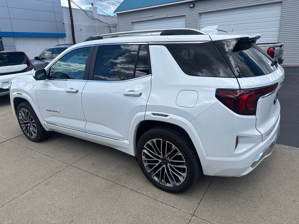 Used 2026 GMC Terrain Denali SUV