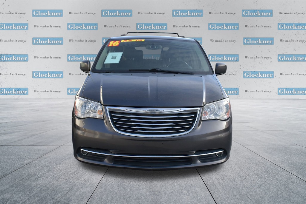 Used 2016 Chrysler Town & Country Touring Van LWB Passenger Van