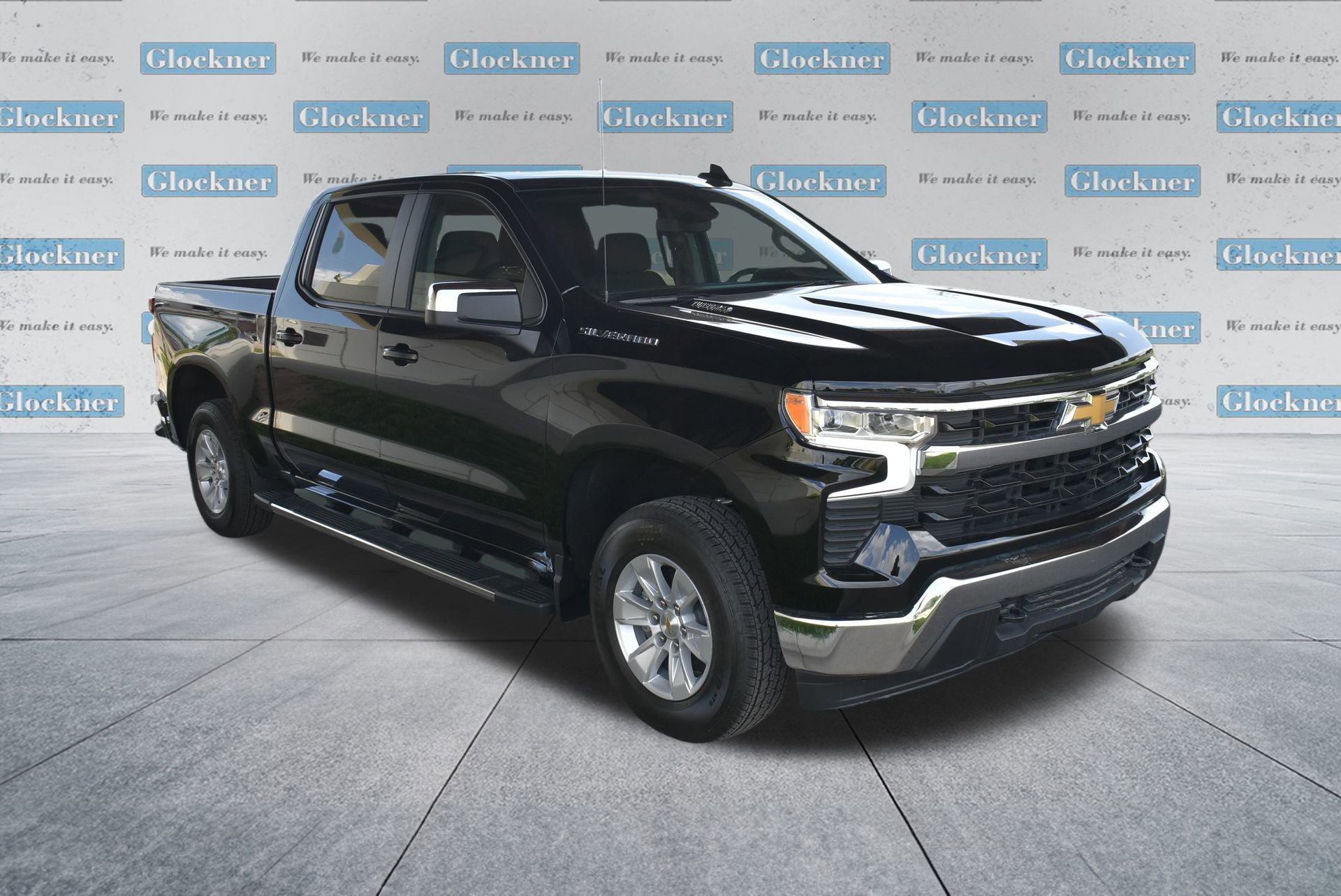2025 Chevrolet Silverado 1500 LT photo 3