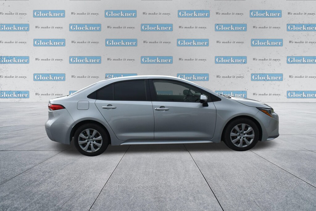 Used 2021 Toyota Corolla LE Sedan