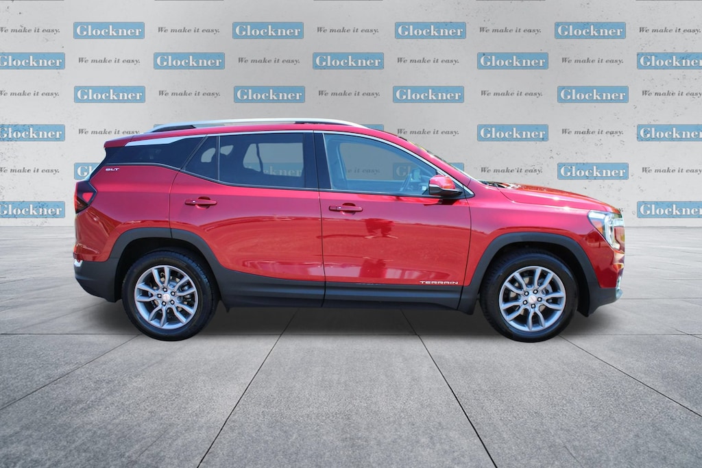 Used 2024 GMC Terrain SLT SUV