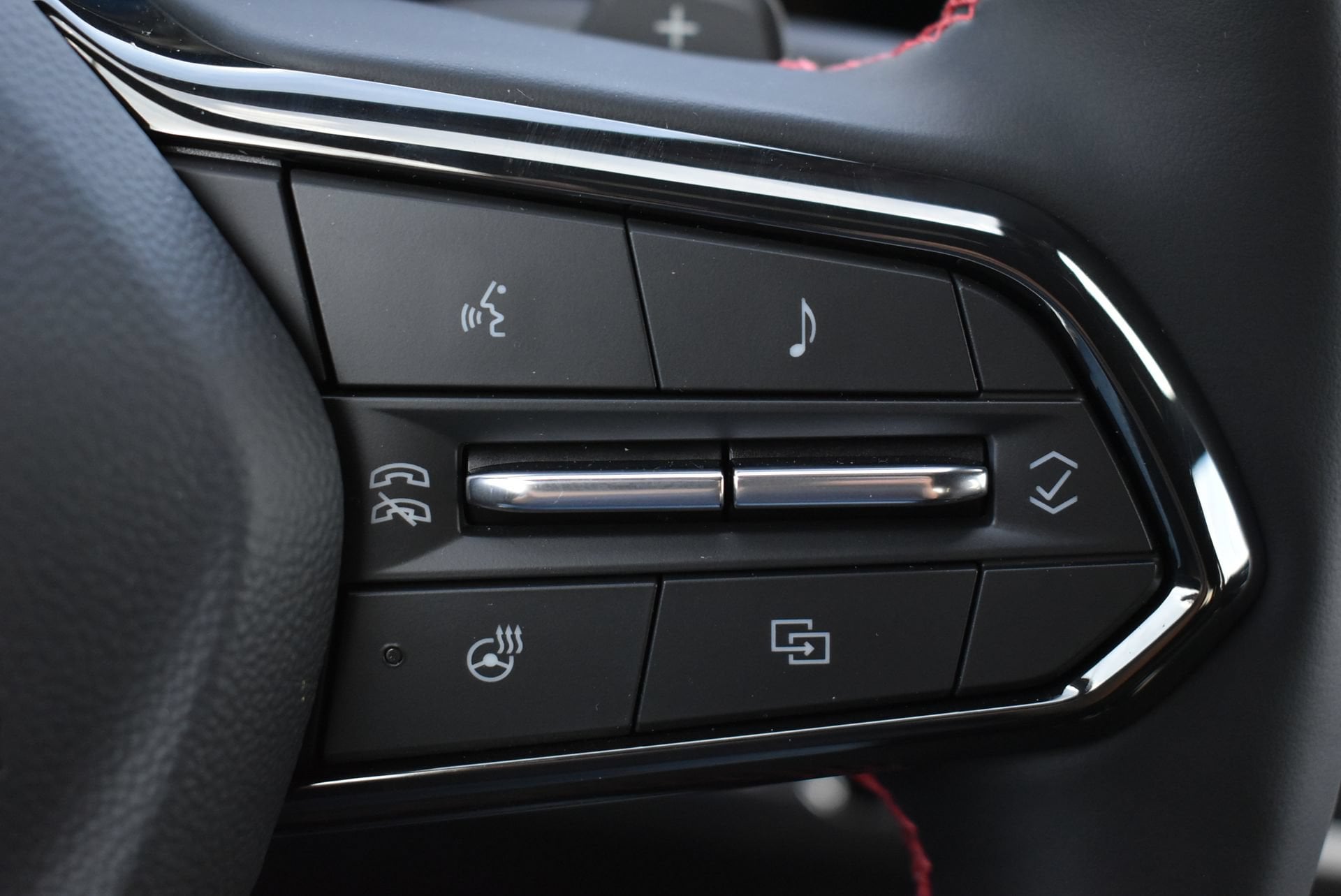 2027 Chevrolet Equinox RS - Photo 22