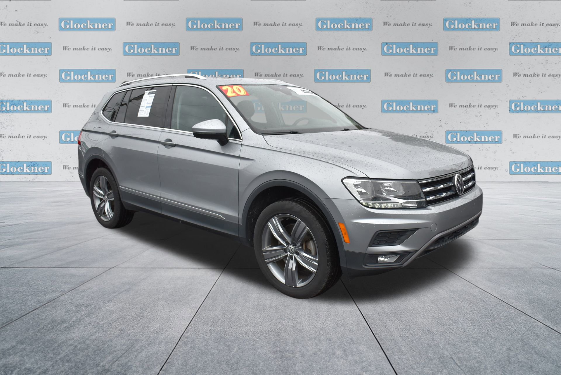 2020 Volkswagen Tiguan SE photo 2