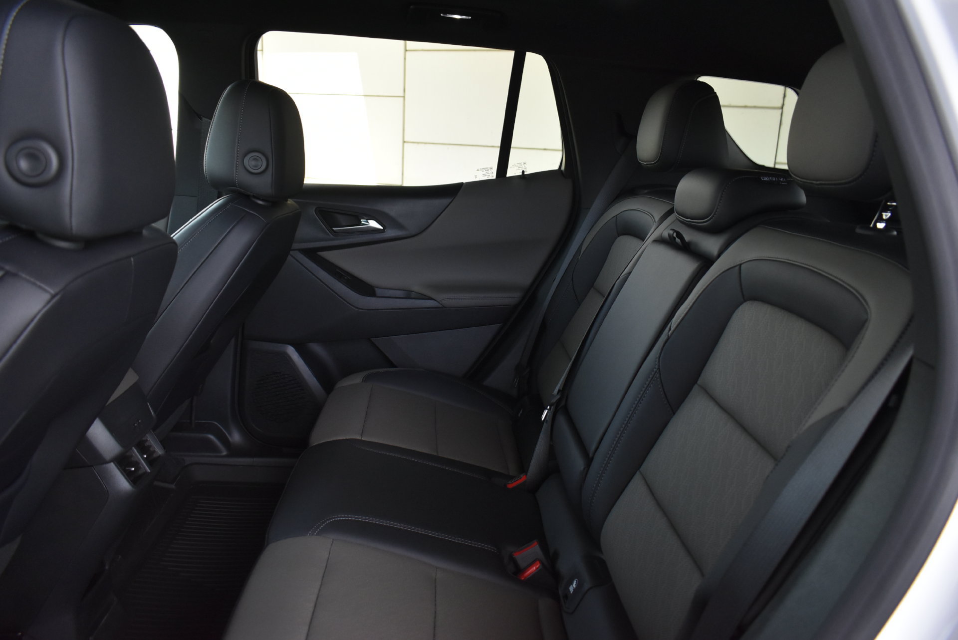 2026 Chevrolet Equinox LT - Photo 14