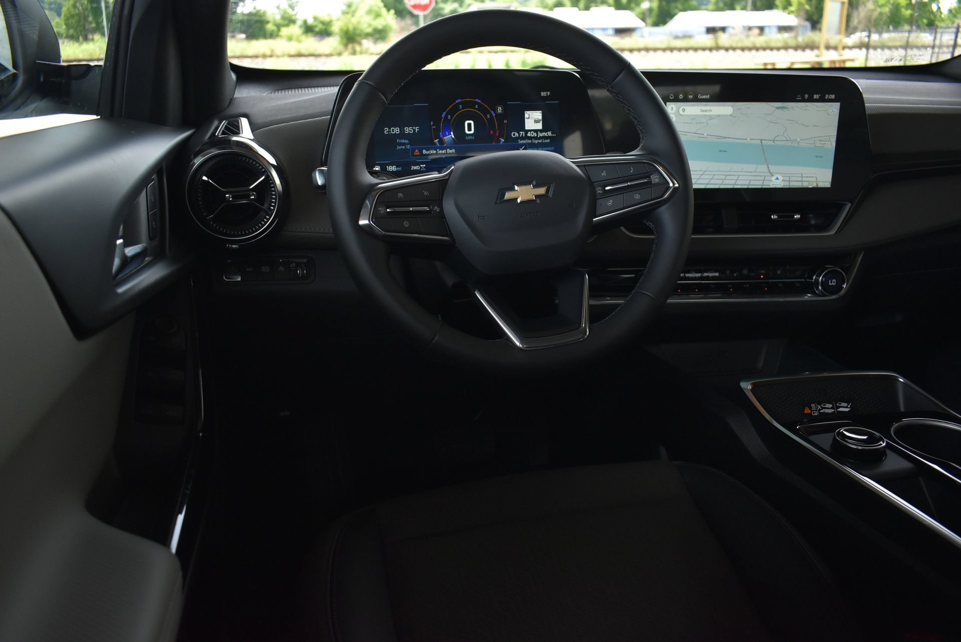 2026 Chevrolet Equinox LT - Photo 15