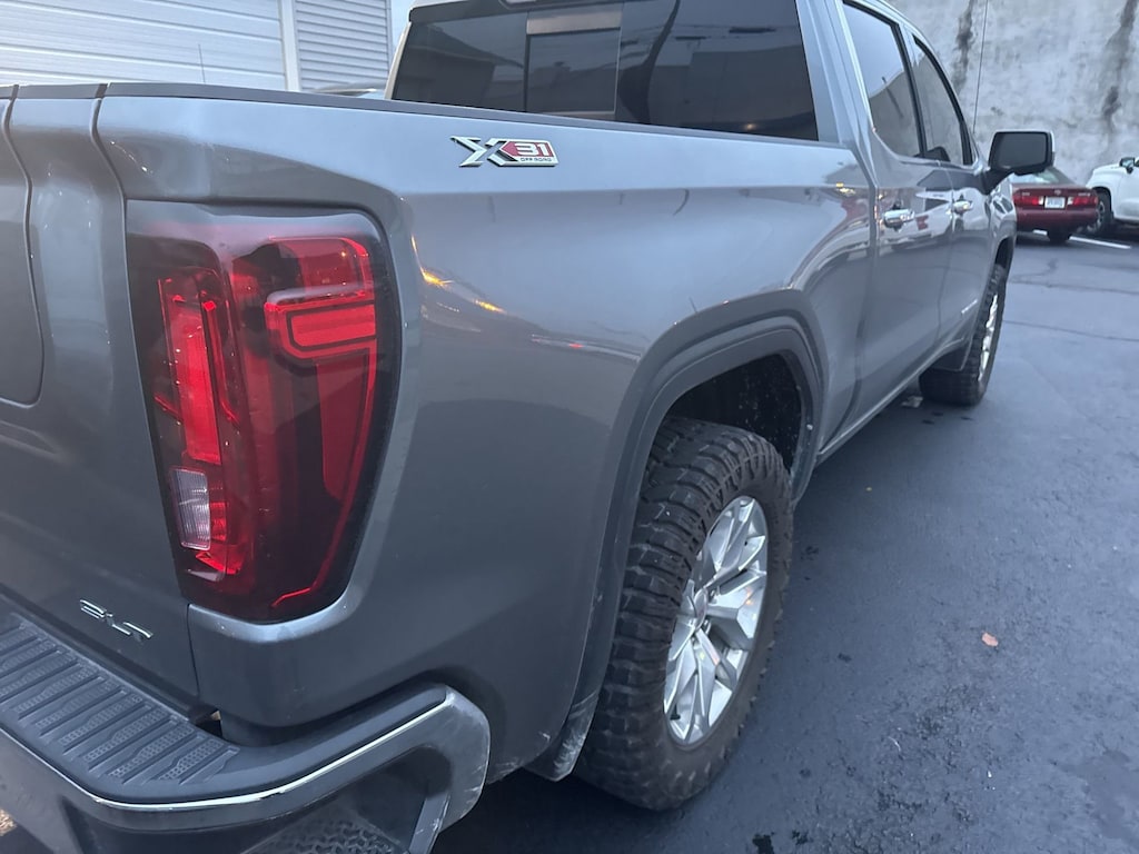 Used 2021 GMC Sierra 1500 SLT Truck Crew Cab