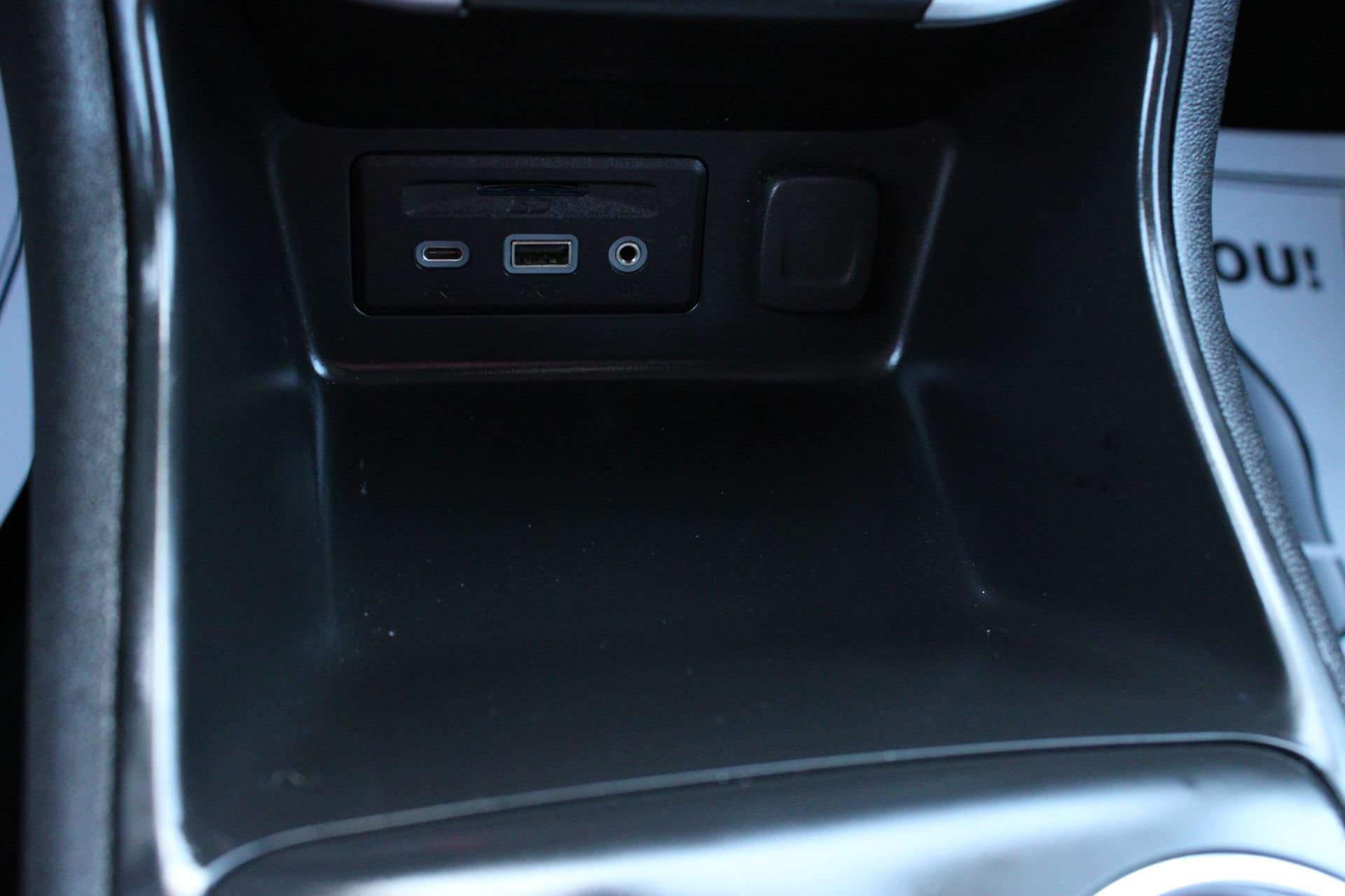 2024 GMC Terrain SLT - Photo 47