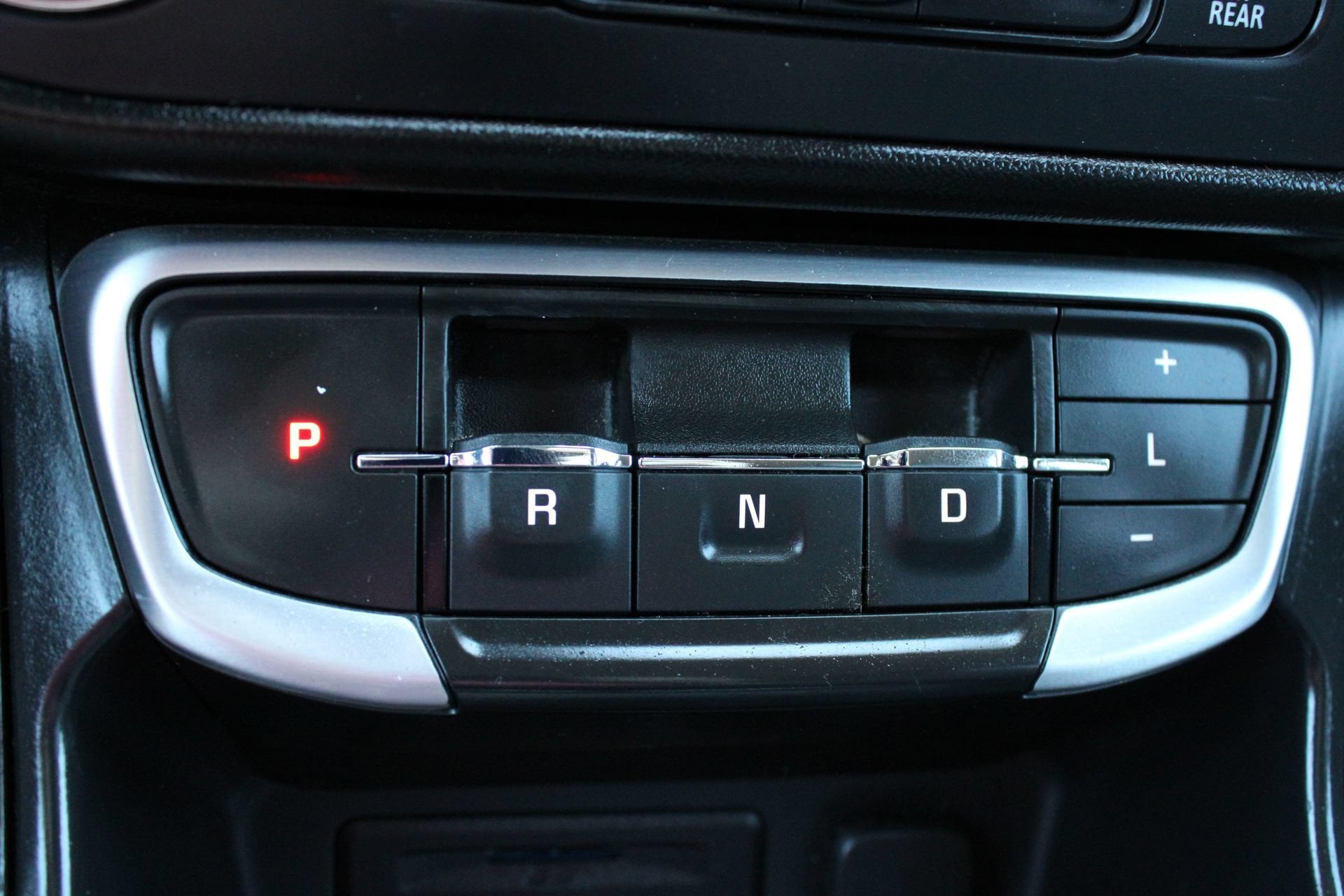 2024 GMC Terrain SLT - Photo 46