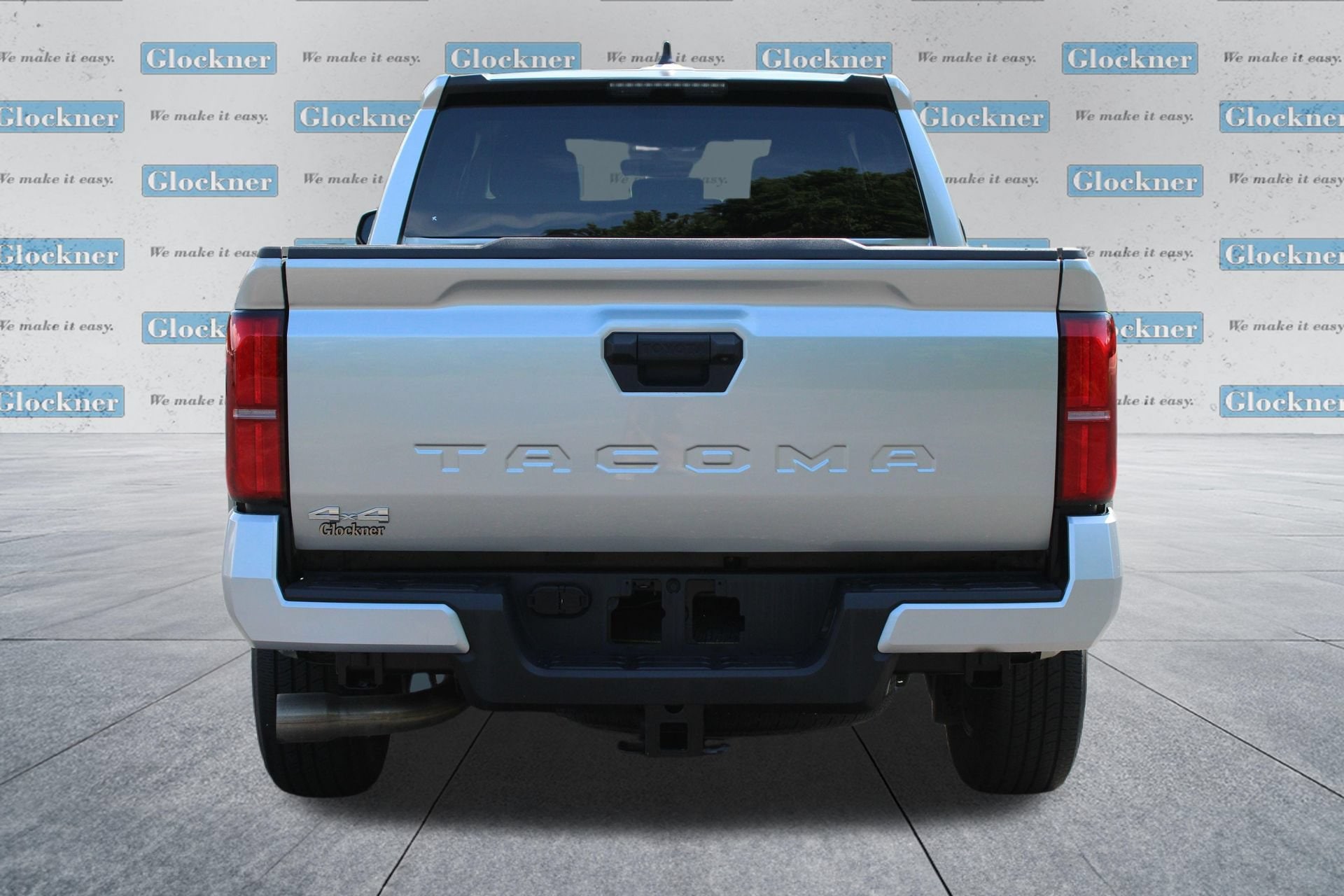 2025 Toyota Tacoma SR5 - Photo 7
