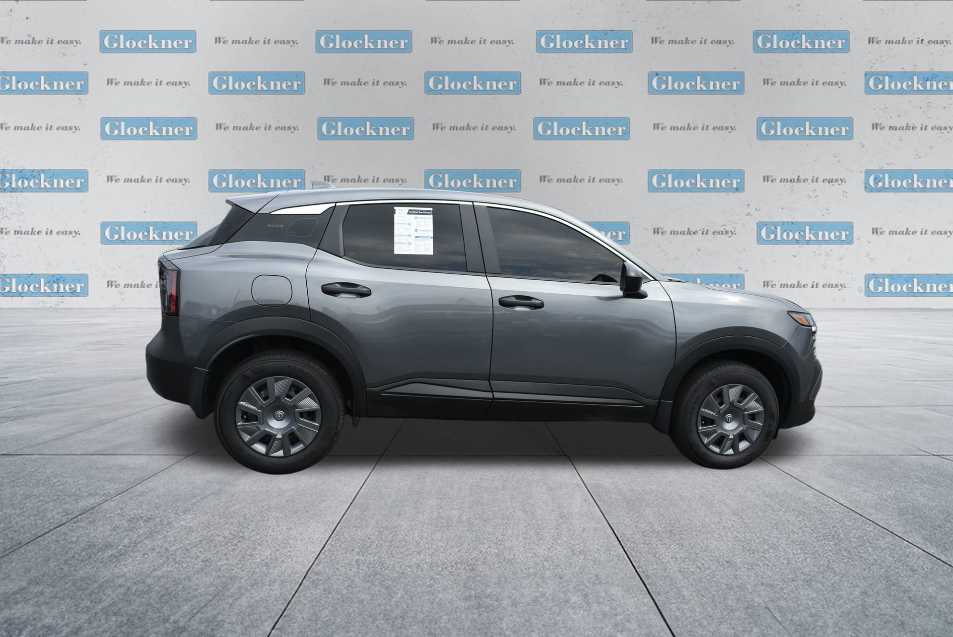 2025 Nissan Kicks S photo 2