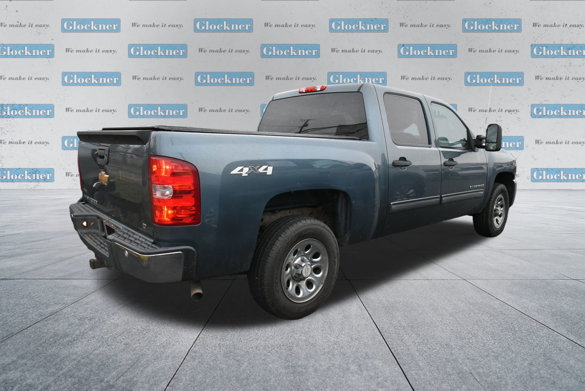 2012 Chevrolet Silverado 1500 LT photo 2