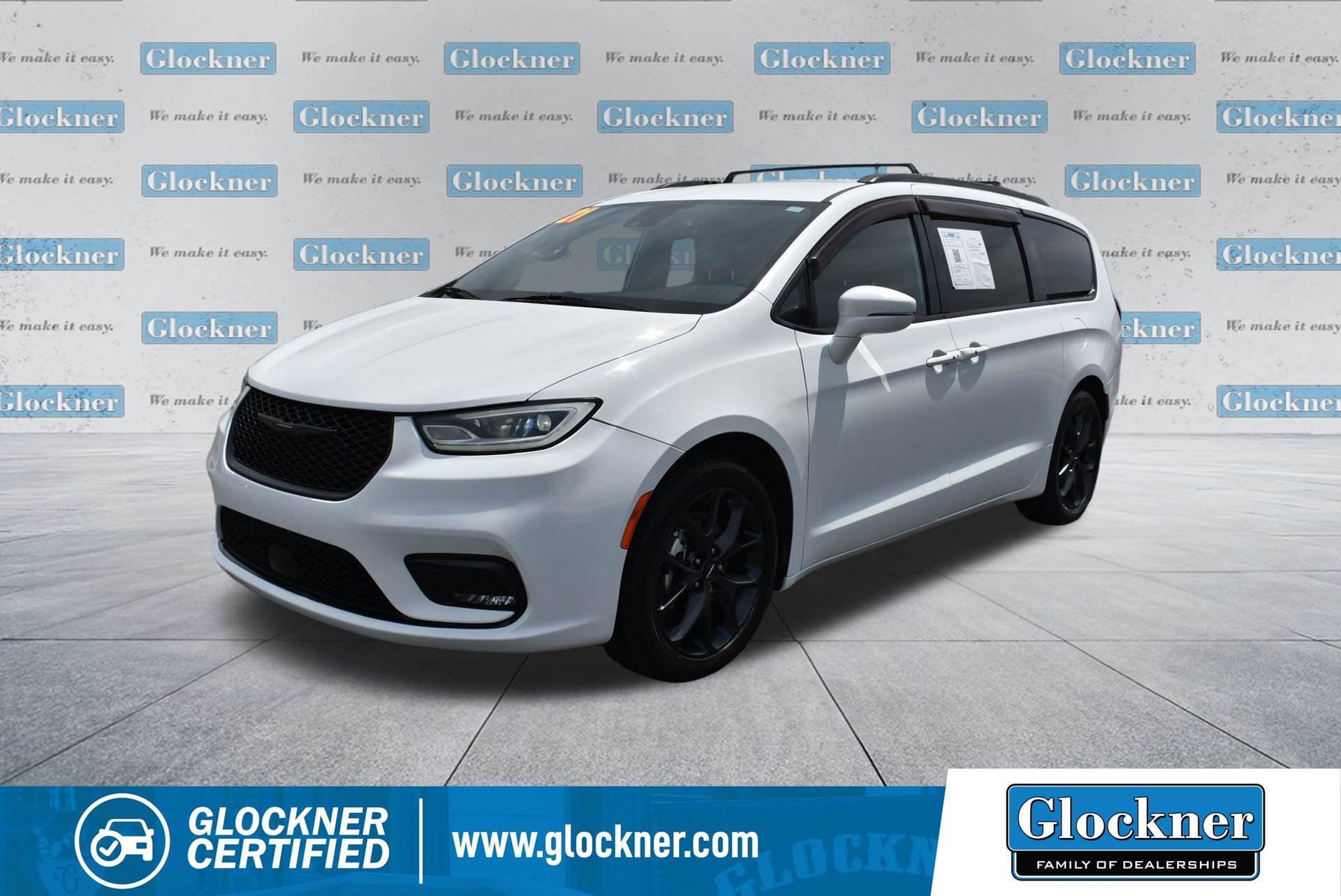 2021 Chrysler Pacifica Touring L's photo