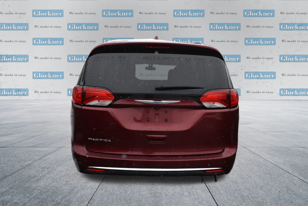 Used 2018 Chrysler Pacifica Touring L Van