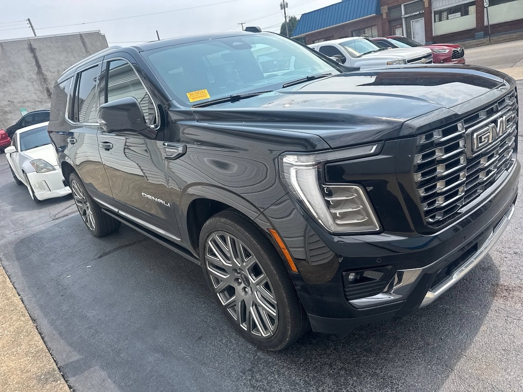 Used 2025 GMC Yukon Denali Ultimate SUV