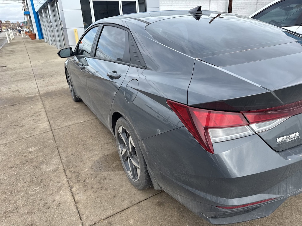 Used 2023 Hyundai Elantra SEL Sedan
