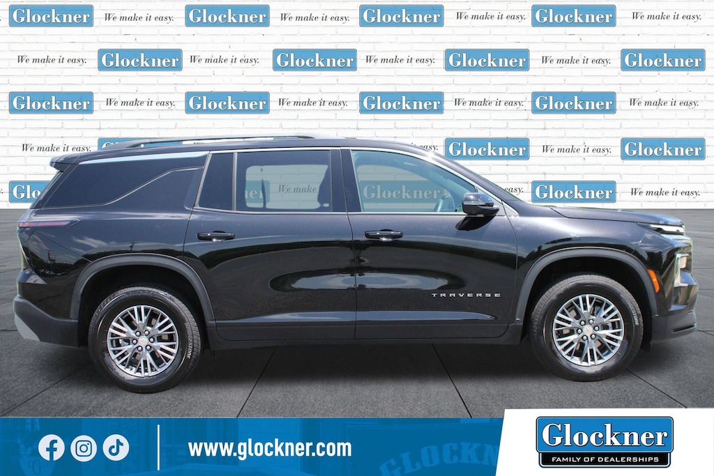 Used 2026 Chevrolet Traverse LT SUV