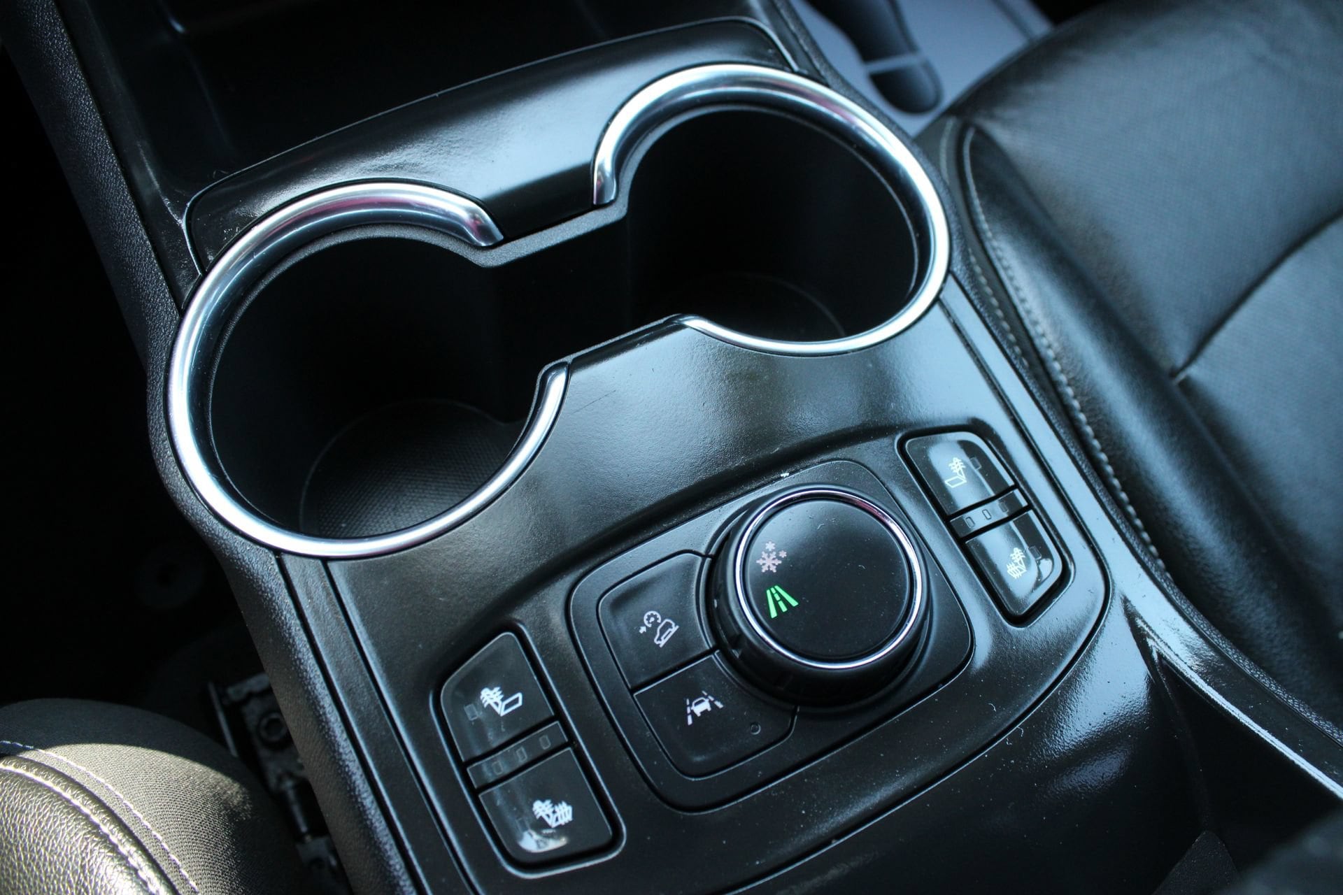 2024 GMC Terrain SLT - Photo 48