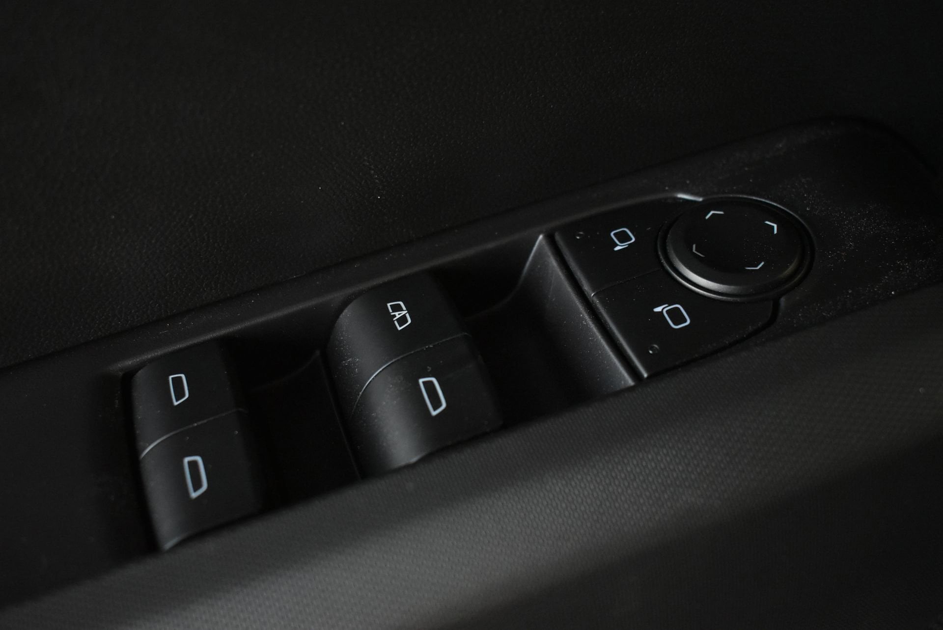 2026 GMC Canyon Elevation - Photo 13