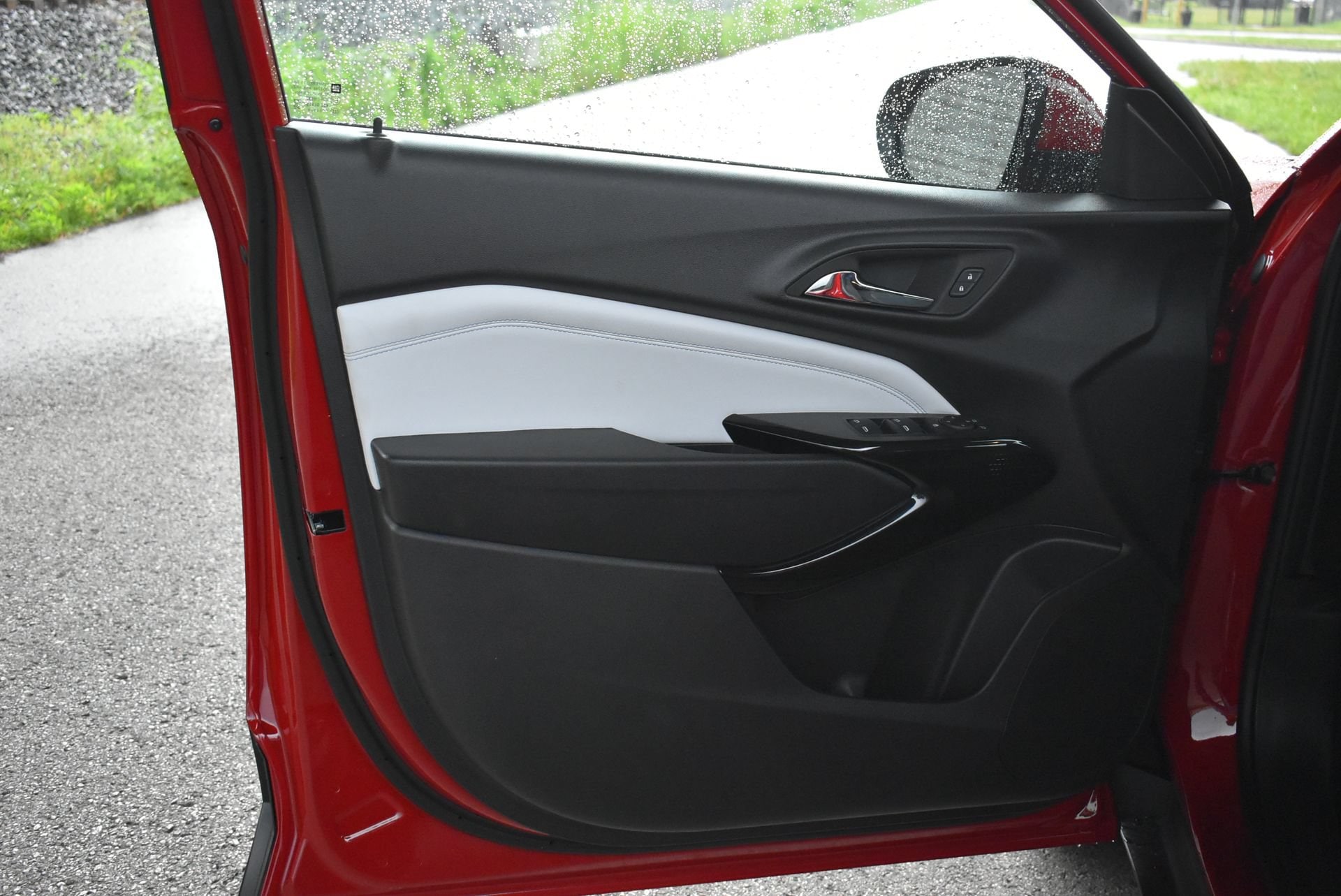 2026 Chevrolet Trax LT - Photo 12
