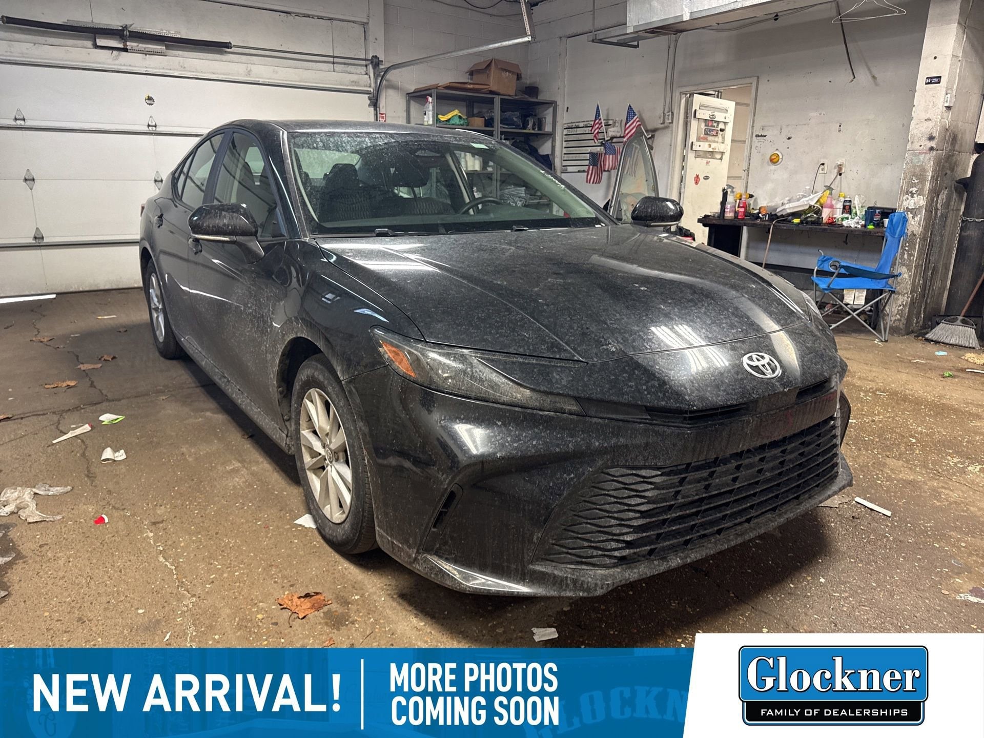 2025 Toyota Camry LE's photo