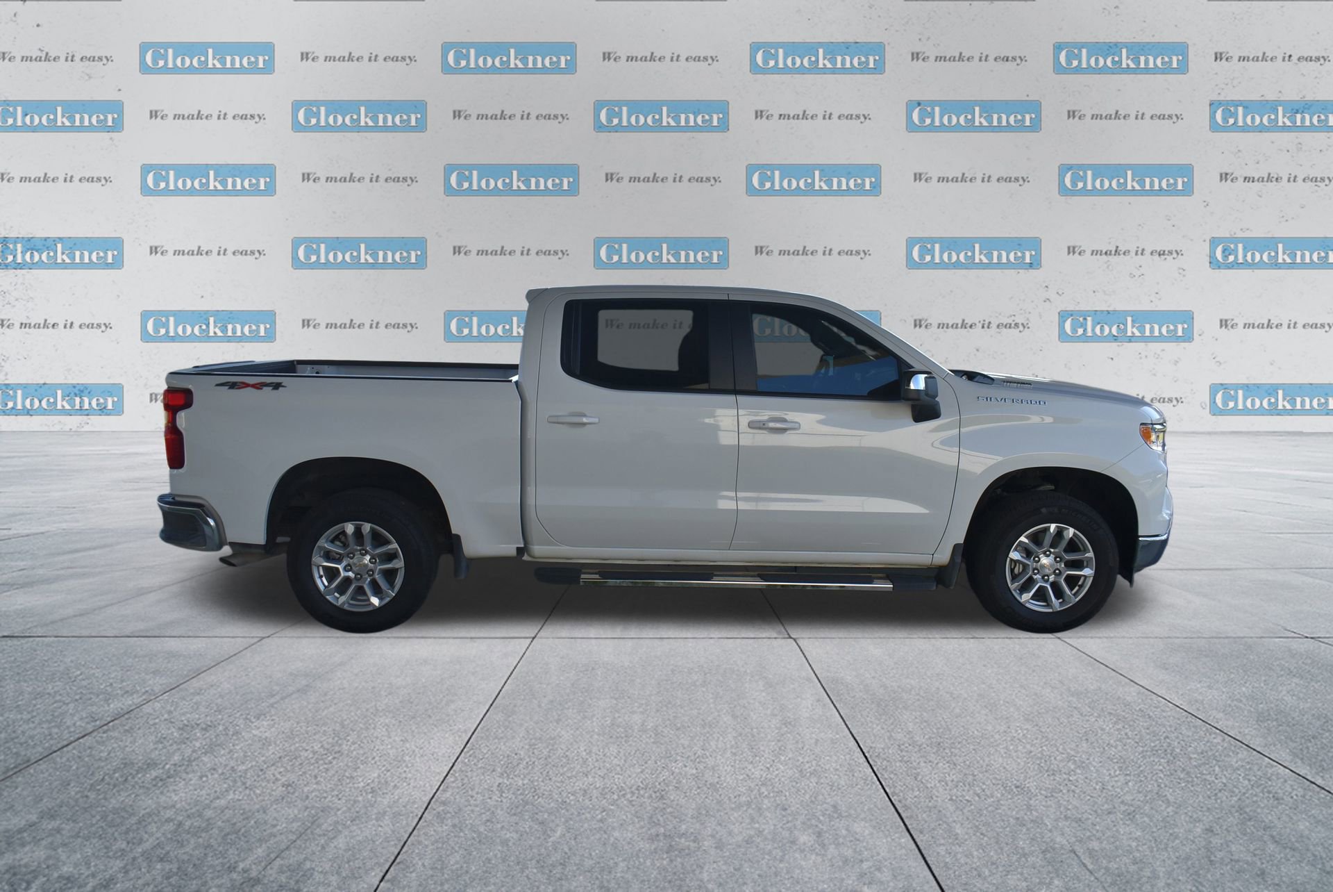2025 Chevrolet Silverado 1500 LT photo 3