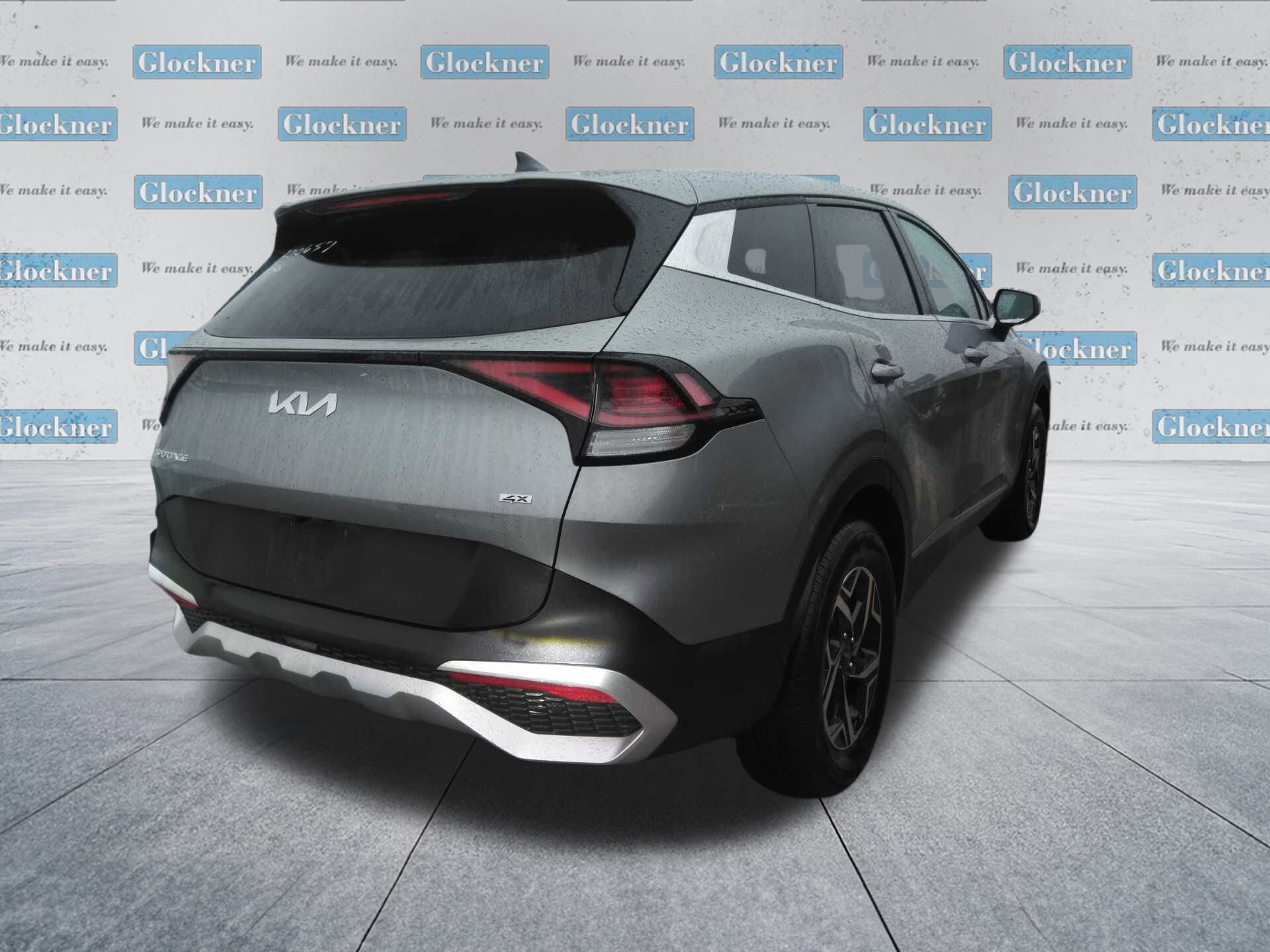 2024 Kia Sportage LX photo 2