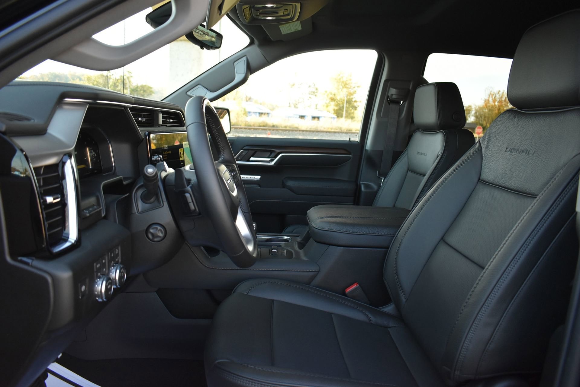 2026 GMC Sierra 1500 Denali - Photo 17