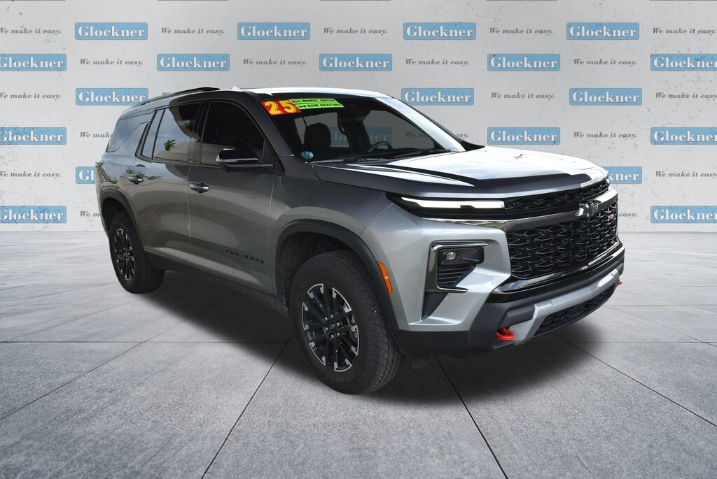 Used 2025 Chevrolet Traverse Z71 SUV