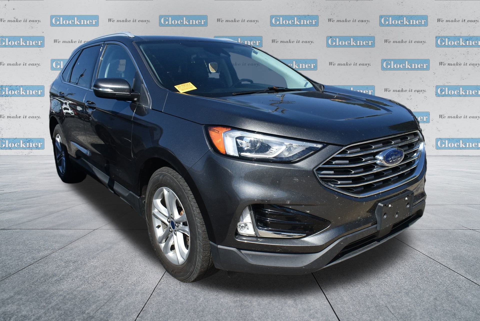 2020 Ford Edge SEL photo 2