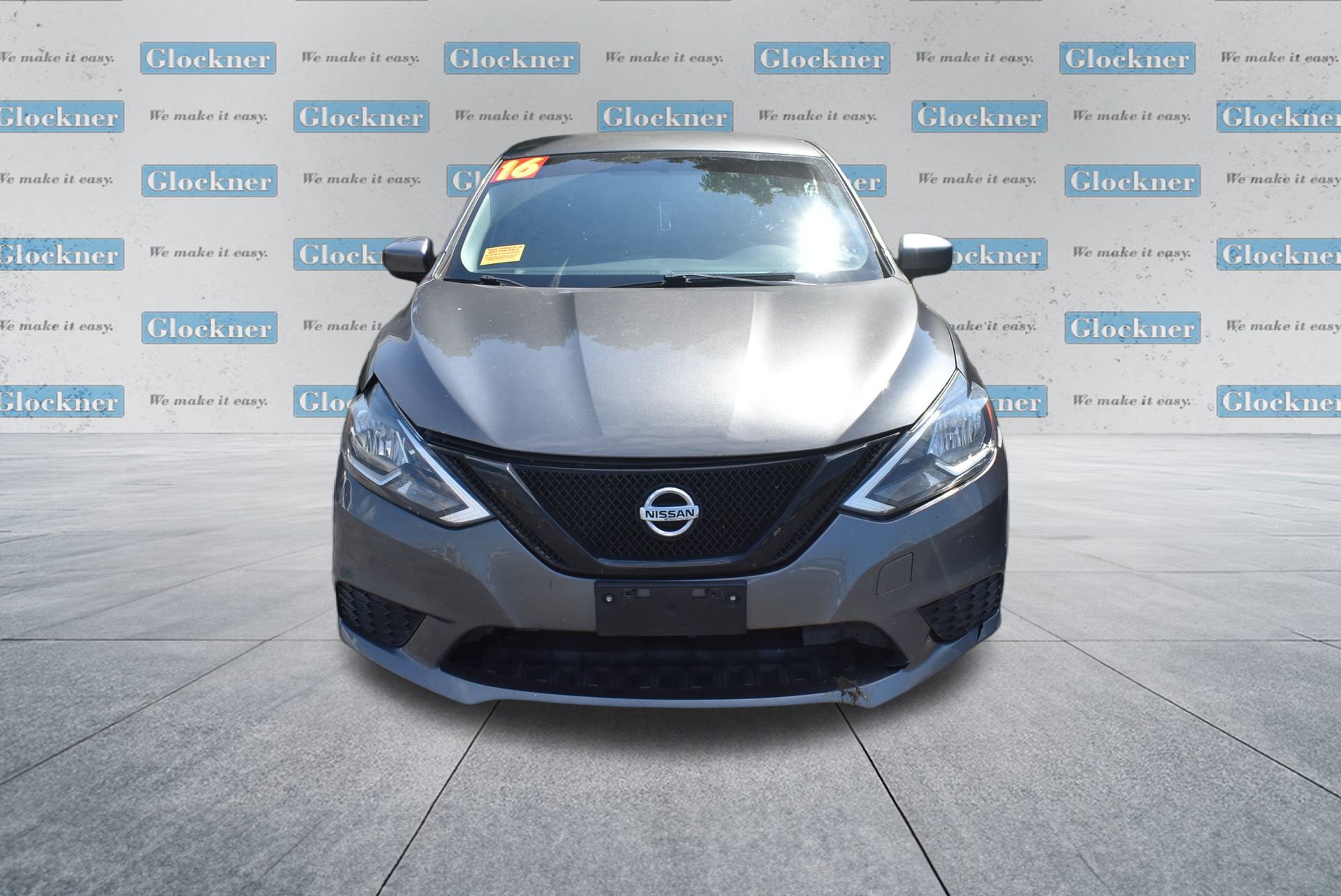 2016 Nissan Sentra SV photo 2