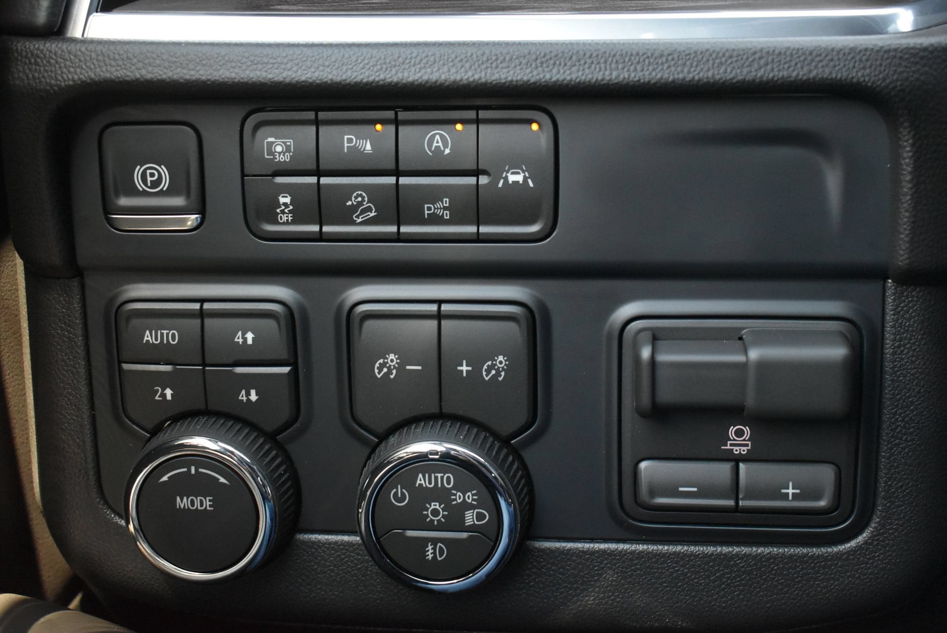 2026 Chevrolet Tahoe LT - Photo 22