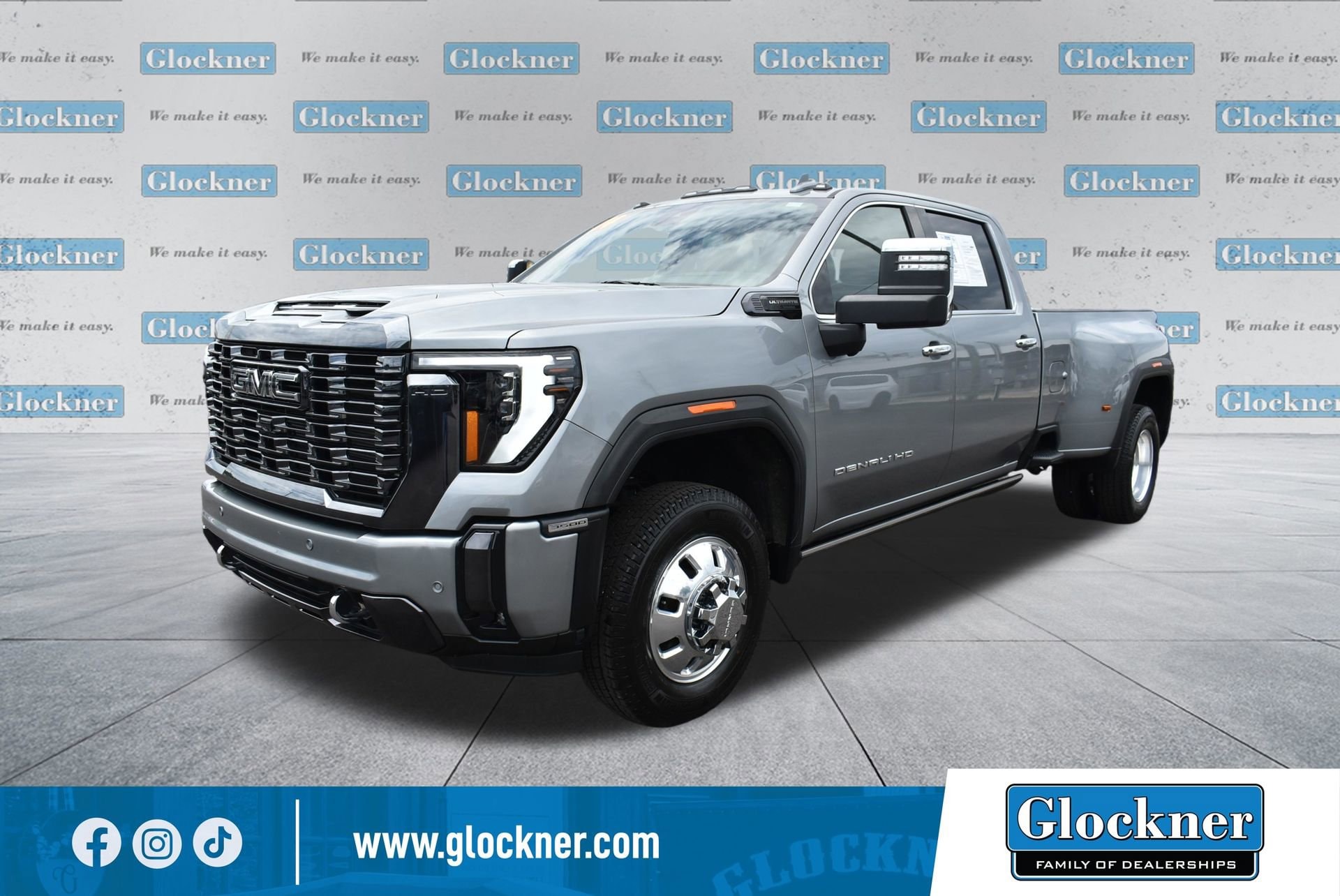 2024 GMC Sierra 4WD Crew Cab LB DRW Denali Ultimate's photo