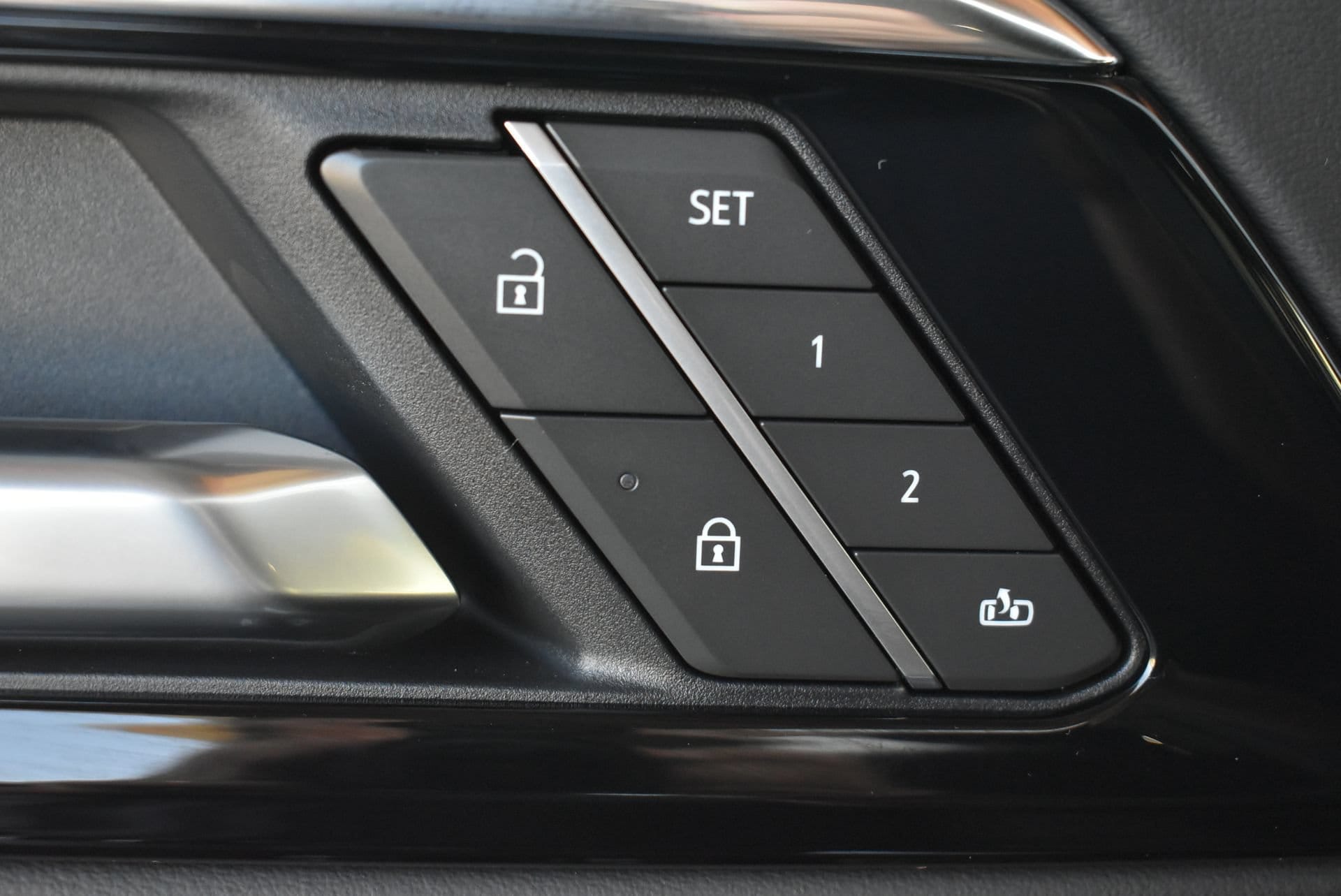 2026 Chevrolet Tahoe LT - Photo 14