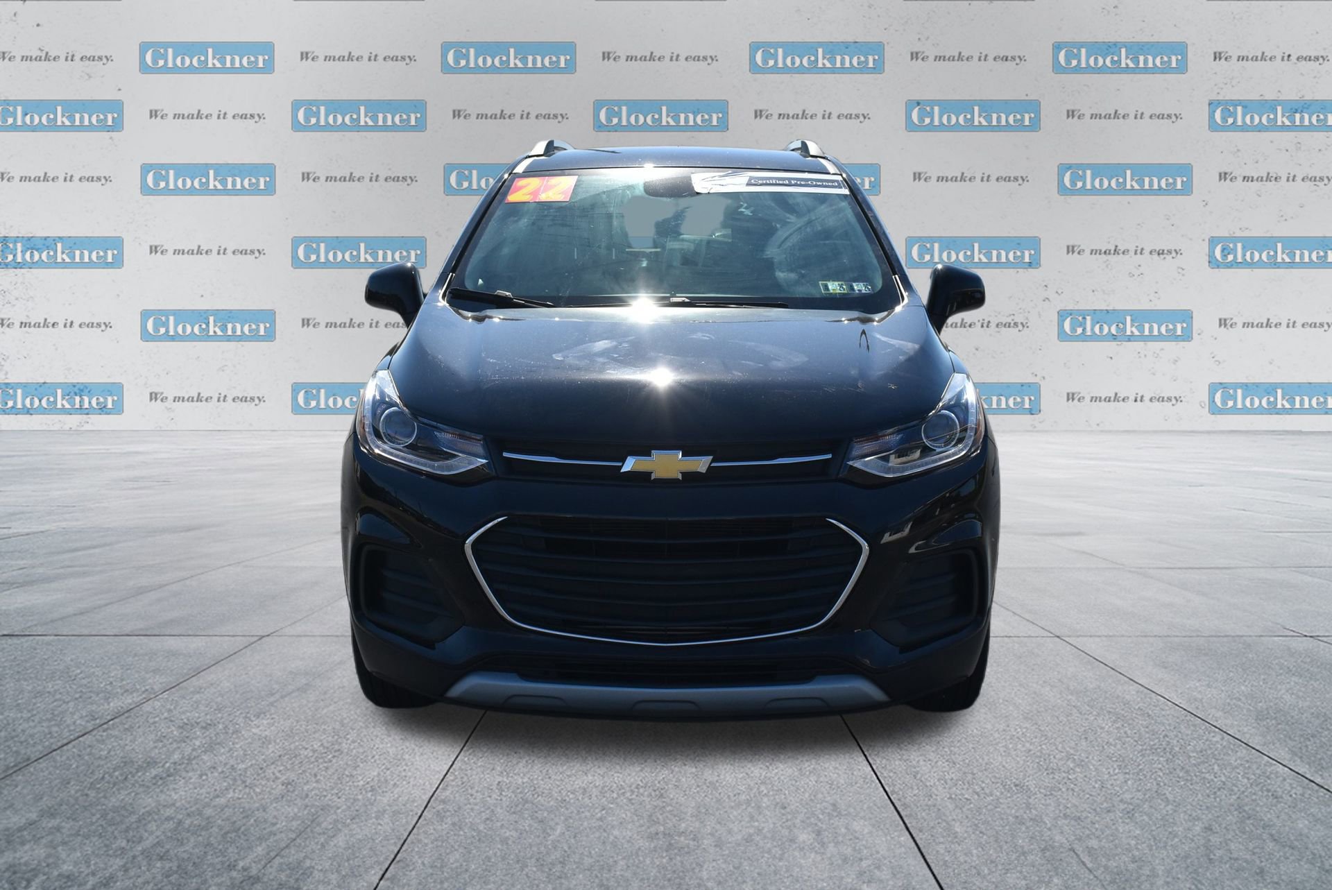2022 Chevrolet Trax LT photo 2