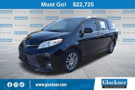 2020 Toyota Sienna XLE Auto Access Seat Van