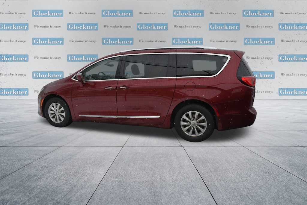 Used 2018 Chrysler Pacifica Touring L Van