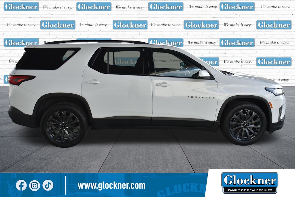 Used 2022 Chevrolet Traverse RS SUV
