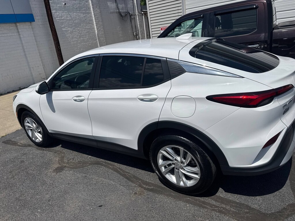 Used 2025 Buick Envista Preferred SUV
