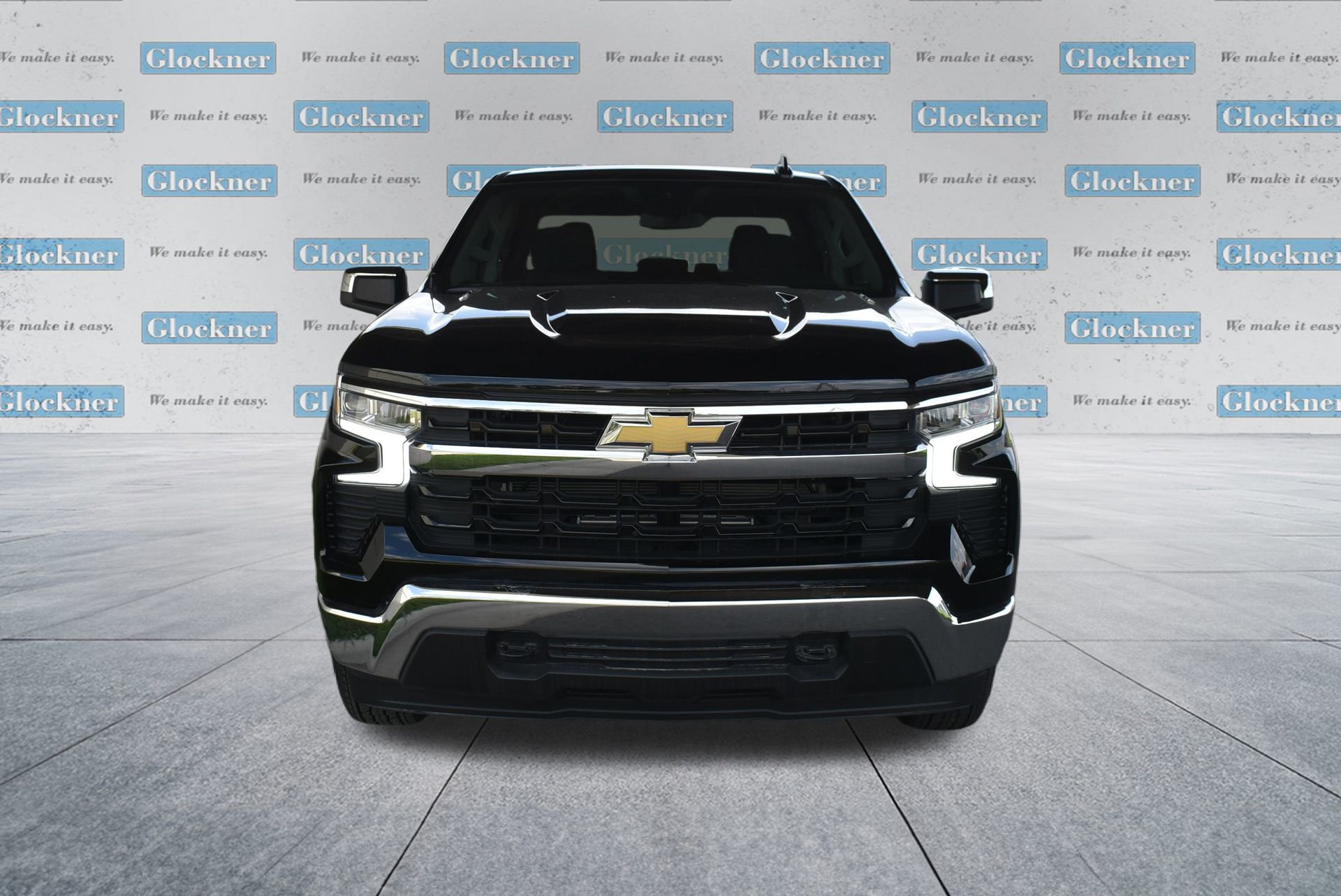 2025 Chevrolet Silverado 1500 LT photo 2