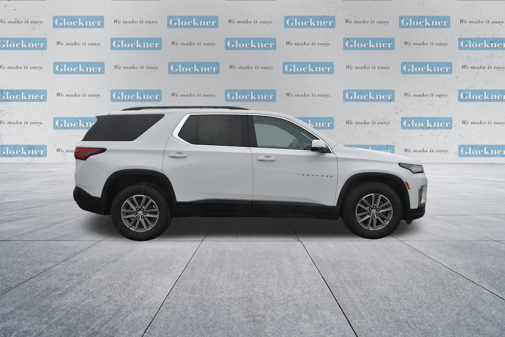 Used 2023 Chevrolet Traverse LT Cloth SUV