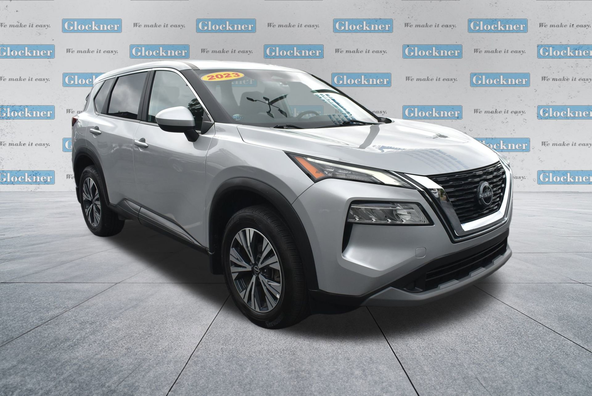 2023 Nissan Rogue SV photo 2